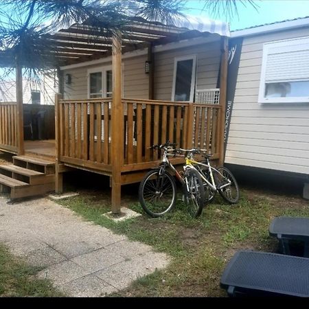 Camping Des Dunes De Contis Mobilhome 3Ch, Saint-Julien-en-Born Dış mekan fotoğraf